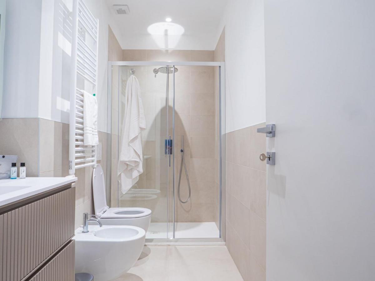 The Rent - Modern Near Corso Buenos Aires Appartement *